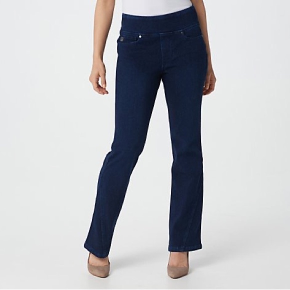 Belle by Kim Gravel Flexibelle Regular Diagonal Jeans in a boot cut. NWOT.